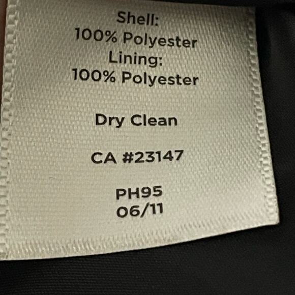 Talbots Collection Dress Sleeveless Black Sheath Ruched Hem LBD 4 Petite 4P - Picture 6 of 6